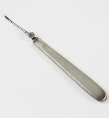 AIGUILLE DE REVERDIN COURBE – RÉFÉRENCE 766